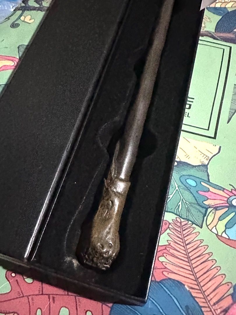 Harry Potter Wand Universal Studios Japan (Category: Western Merchandise) located in Manila. Submitted by misschyell (Listing ID 1400852746, Image 3). Description: - Authentic Harry Potter wand - From Universal Studios Japan - Includes original box - Box features Harry Potter logo and Universal Studios Japan branding - Made in China.