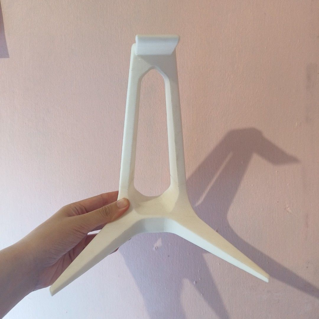 Headphone Stand 3d printed (Category: Headphones & Headsets) located in Manila. Submitted by dngl_ (Listing ID 1400804785, Image 1). Description: Headphone Stand 3D Printed .
