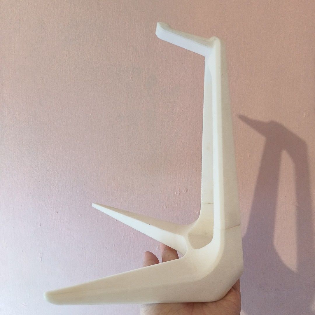 Headphone Stand 3d printed (Category: Headphones & Headsets) located in Manila. Submitted by dngl_ (Listing ID 1400804785, Image 2). Description: Headphone Stand 3D Printed .