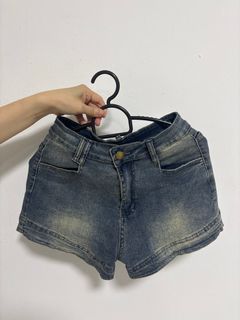 (Category: ) located in . Submitted by ixinyiu (Listing ID 1400755629, Image 1). Description: .