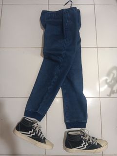 (Kategori: ) berada di . Dikirim oleh saz_secondthrift (ID iklan 1400846597, Gambar 1). Deskripsi: .