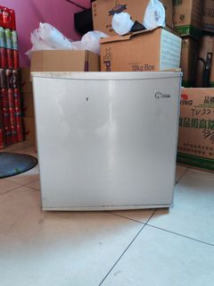 (Category: ) located in . Submitted by xubinsg (Listing ID 1400882139, Image 1). Description: .