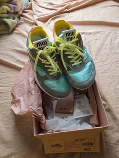（分類：）位於 。 由 missyoubb 提交（商品編號 1400796339，圖片 1）。簡介： 。