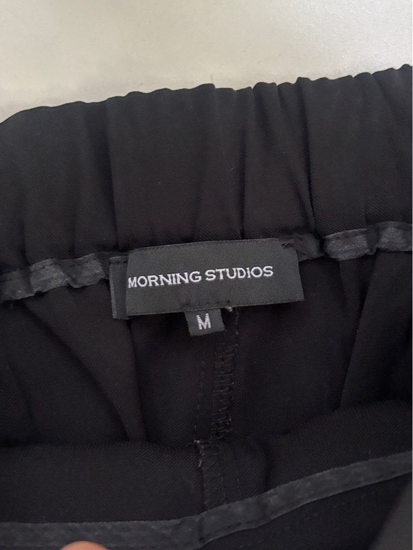Morning Studios Black Shorts - Size M (Category: Shorts) located in Rodriguez. Submitted by alekshivers (Listing ID 1400946306, Image 2). Description: - Morning Studios black shorts - Size: M - Features: - Elastic waistband - Front pleats - Two back pockets.