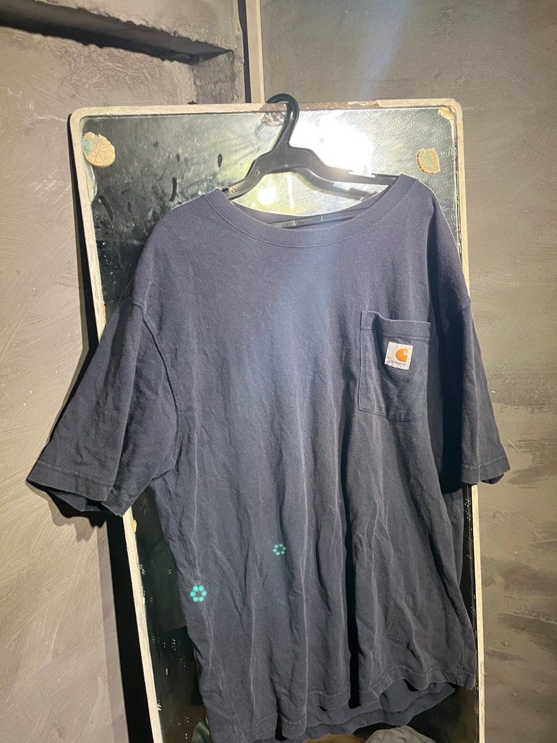 Navy Blue Carhartt Pocket Tee (Category: Tshirts & Polo Shirts ) located in Manila. Submitted by stoofly (Listing ID 1400867524, Image 1). Description: Carhartt pocket tee price slightly nego never fitted (pangbenta) Color: Navy Blue Size: M, Original Fit Features a chest pocket with Carhartt logo .