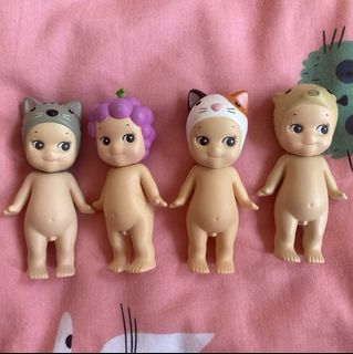 (Category: ) located in . Submitted by clar.labubu (Listing ID 1400820068, Image 1). Description: .