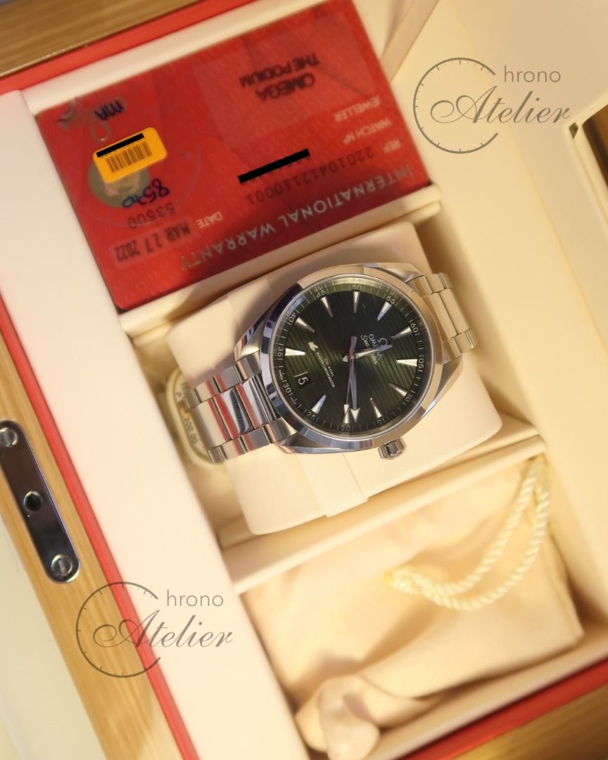 Omega Seamaster Aqua Terra Green Dial (Category: Luxury Watches) located in Makati City. Submitted by mariavickyy (Listing ID 1400929338, Image 2). Description: Ref. 220.10.41.21.10.001 | Co-Axial Master Chronometer 🕰️ Details: • 41mm stainless steel case • Sun-brushed green teak-pattern dial • Omega Calibre 8900 | Master Chronometer certified • Automatic movement | 60-hour power reserve • Sapphire crystal, 150m water resistance 📦 Inclusions: •