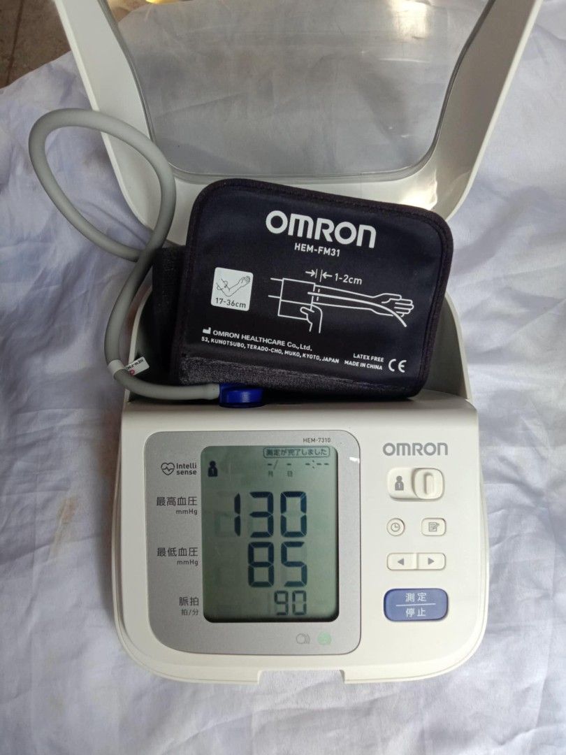 OMRON Digital Blood pressure monitor Tested working (Category: Health Monitors & Weighing Scales) located in Quezon City. Submitted by jpnvintageonline (Listing ID 1400862130, Image 3). Description: Omron Digital Blood pressure monitor Tested working.