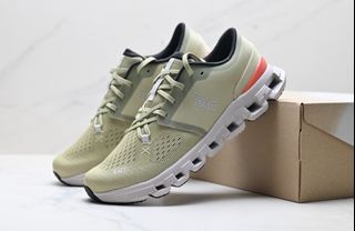 (Category: ) located in . Submitted by khai.uasneakers (Listing ID 1400957221, Image 1). Description: .