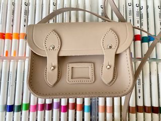 (Category: ) located in . Submitted by stellarstuffandshop (Listing ID 1400783106, Image 1). Description: .