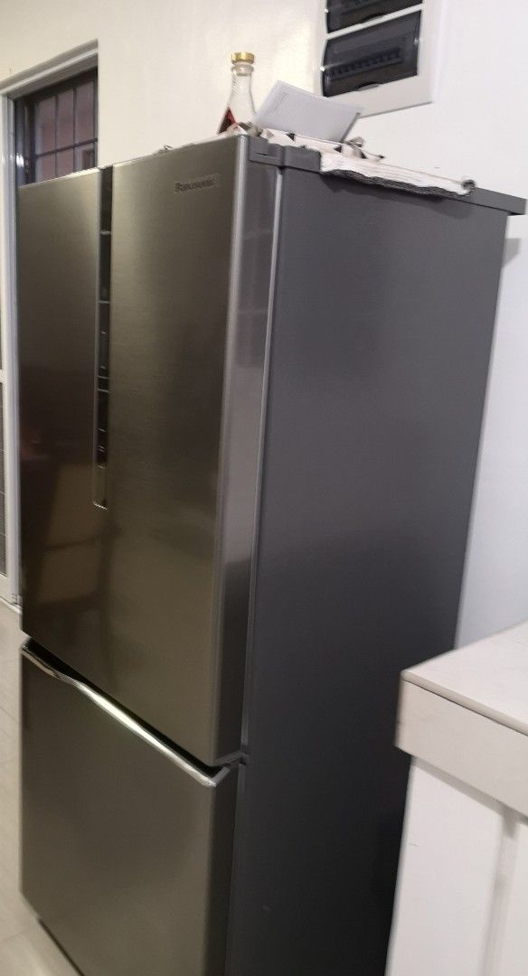 Panasonic French Door Refrigerator (Category: Refrigerators and Freezers) located in Muntinlupa City. Submitted by strlltsantos (Listing ID 1400780854, Image 2). Description: - Panasonic bottom freezer - inverter, no frost - 20k - Clean and Well-Maintained Interior - Multiple Shelves and Drawers for Organized Storage.