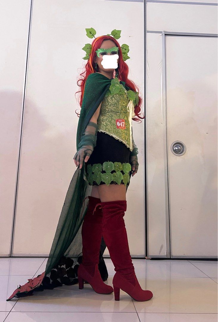 Poison Ivy Cosplay Costume (Category: Sets or Coordinates) located in Manila. Submitted by ladyosan (Listing ID 1400791210, Image 3). Description: FOR RENT‼️ Inclusions: Corset Top Skirt Red boots (size 40) pero kasya saken na size 37 Kapa Wig Green gloves Fit to medium-XL 📍Tondo Manila.