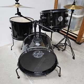 (Category: ) located in . Submitted by drummersboutique (Listing ID 1400842237, Image 1). Description: .