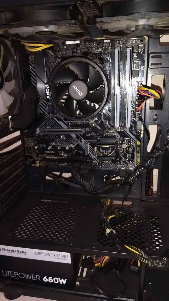 Ryzen 5 3600 + mobo + PSU (Category: Desktops) located in Manila. Submitted by madfinds (Listing ID 1400907382, Image 1). Description: Rzyen 5 3600 + asus tuf b450m + Thermaltake litepower 650w = 10,000 Bundle only, no parts out. No RAM. Meet up: Cavite City .