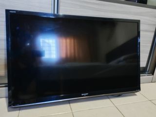 (Category: ) located in . Submitted by vault.wear (Listing ID 1400846047, Image 1). Description: .