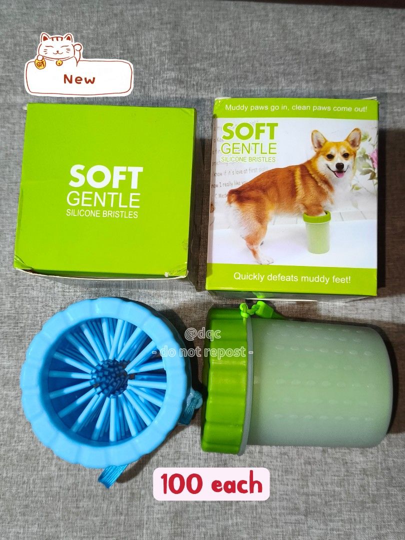 Soft Gentle Silicone Bristles Paw Cleaner (Category: Homes & Other Pet Accessories) located in Quezon City. Submitted by Declutteru_QC (Listing ID 1400884325, Image 1). Description: - Soft Gentle Paw Cleaner for dogs / cats - Features soft silicone bristles. - Gently removes mud and dirt. -Available in blue and green.(100 each) -9x7x11cm size.