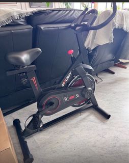 (Category: ) located in . Submitted by 1clearingcloset (Listing ID 1400965666, Image 1). Description: .