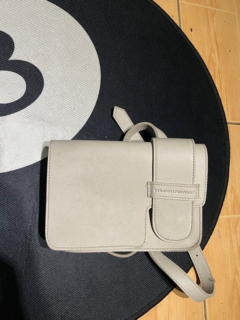 Straightforward Cream Crossbody Bag (Category: Cross-body Bags) located in Manila. Submitted by stoofly (Listing ID 1400870295, Image 2). Description: Straightforward Cream Crossbody Bag price slightly nego issue - none.