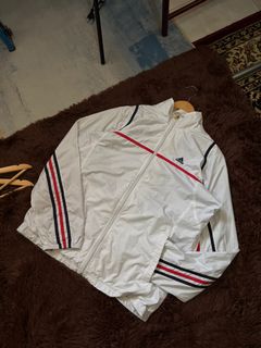 (Category: ) located in . Submitted by luffy.storemy (Listing ID 1391585013, Image 1). Description: .