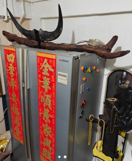 (Category: ) located in . Submitted by goodsgoodgoodauthentic (Listing ID 1400928330, Image 1). Description: .