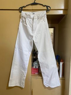 (Category: ) located in . Submitted by closet.rie (Listing ID 1400925761, Image 1). Description: .