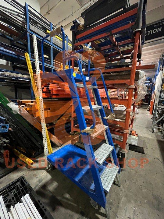 [SOLD OUT] Used Mobile Ladder Trolley / Used Trolley / Used Staircase ...