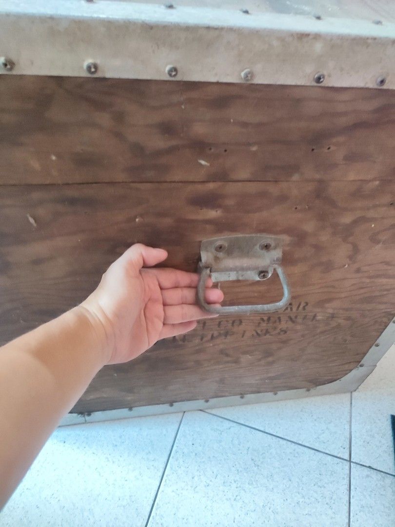 Vintage Wooden Storage Trunk (Category: Storage Boxes & Baskets) located in San Pedro. Submitted by antigonidodong (Listing ID 1400828694, Image 3). Description: Giant baul plyboard Size 36 x 24 x 24 inches Stainless steel sidings Heavy duty Galing Hawaii Pwede Taguan SA naniningil Ng utang :).