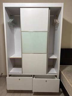 (Category: ) located in . Submitted by drogokhaleesi (Listing ID 1400903784, Image 1). Description: .