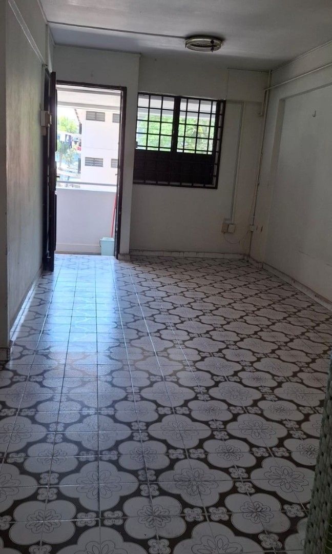 326 Clementi Avenue 5, Property, For Sale, HDB on Carousell