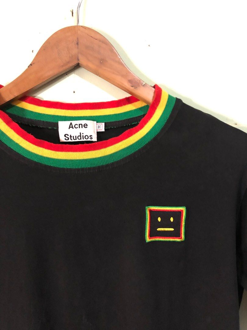 Acne Studios Niagara Face T-shirt (Category: Shirts) located in Tayabas. Submitted by laughtalethriftshop (Listing ID 1401004800, Image 2). Description: see pic for issue.