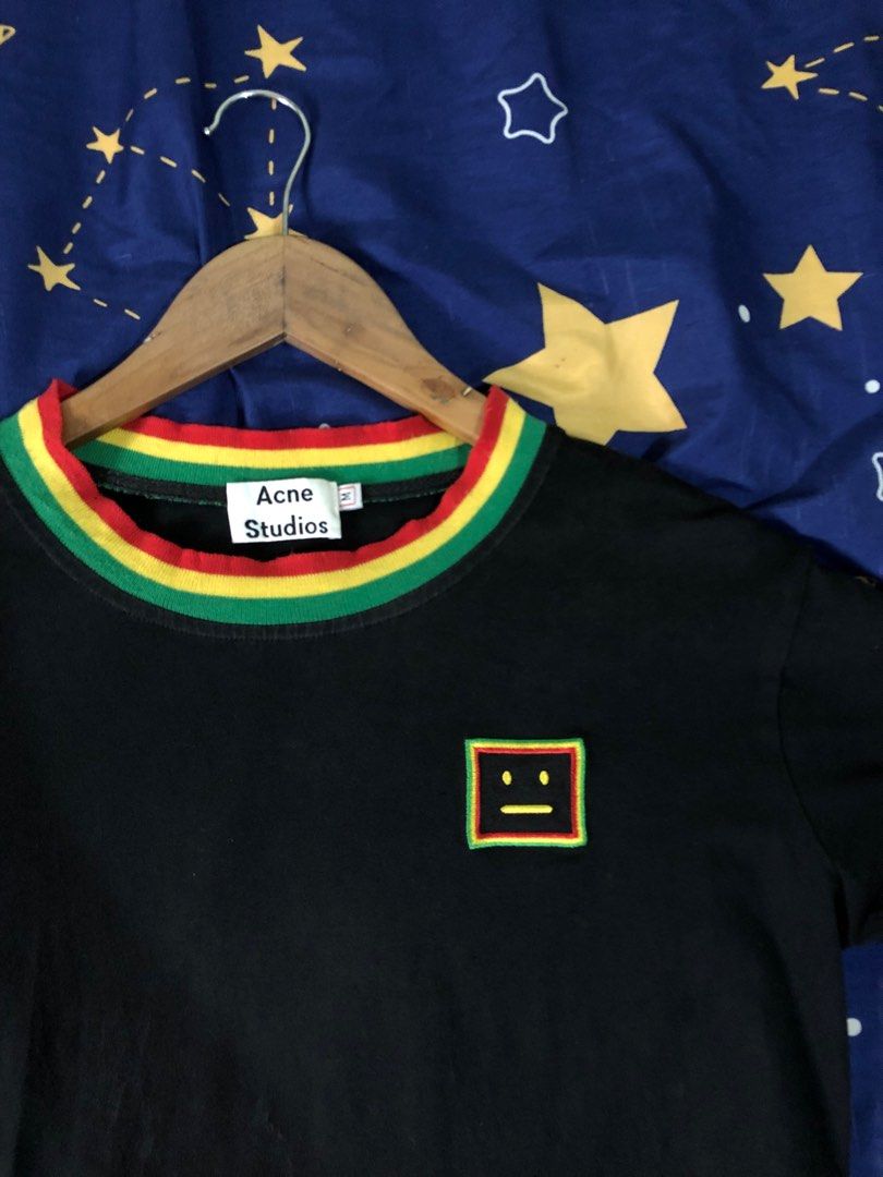 Acne Studios Niagara Face T-shirt (Category: Shirts) located in Tayabas. Submitted by laughtalethriftshop (Listing ID 1401004800, Image 3). Description: see pic for issue.