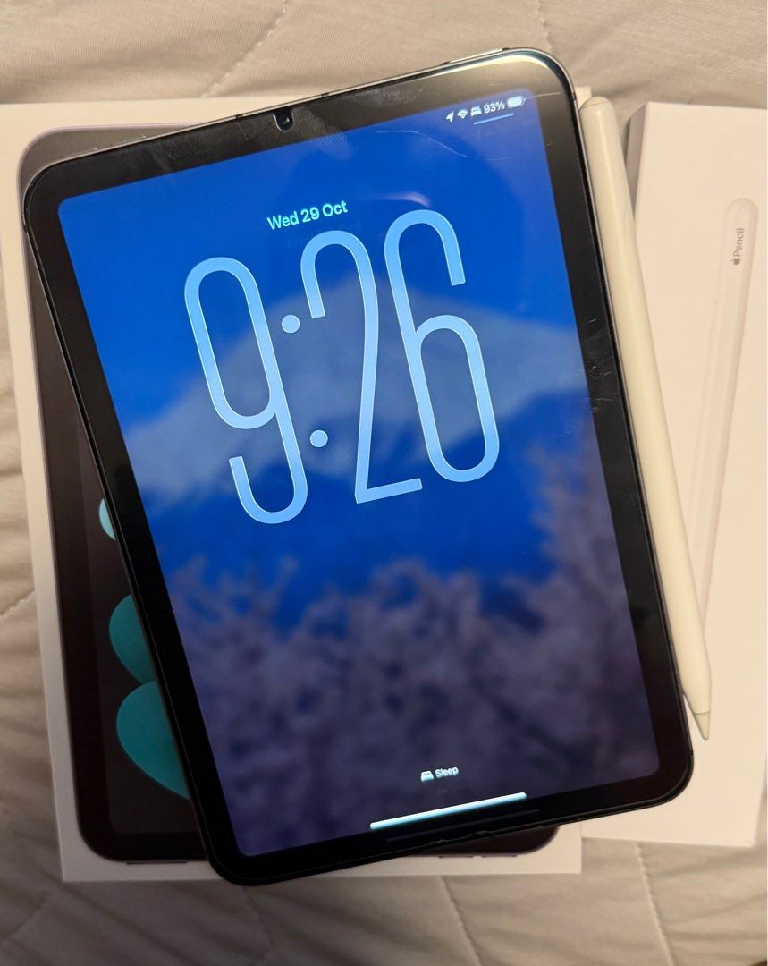 (Category: iPad) located in Singapore. Submitted by k_nyl (Listing ID 1401113281, Image 1). Description: - iPad Mini (6th Gen) in Space Gray - Includes Apple Pencil - Comes with original boxes - Minor dent on body - Scratches on Apple Pencil - Perfect for on-the-go use.