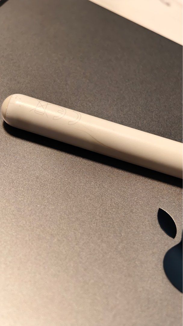 (Category: iPad) located in Singapore. Submitted by k_nyl (Listing ID 1401113281, Image 3). Description: - iPad Mini (6th Gen) in Space Gray - Includes Apple Pencil - Comes with original boxes - Minor dent on body - Scratches on Apple Pencil - Perfect for on-the-go use.