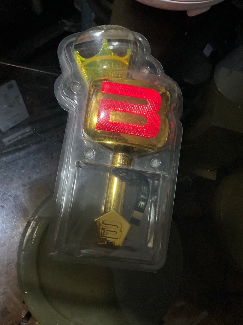 Bigbang 10th yr anniversary lightstick (Category: Music Accessories) located in Pasay City. Submitted by pampashop (Listing ID 1386729811, Image 2). Description: In good condition Hard to find Faded strap No to lowballers .