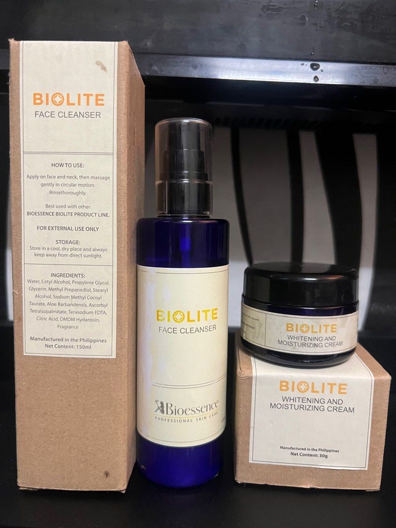 Bioessence Ph Sale As Bundle (Category: Face Care) located in Manila. Submitted by chellerocker05 (Listing ID 1401021489, Image 1). Description: Biolite Whitening & Moisturizer Orig Price 1k 70% full Biolite face Cleanser 500 90% full.