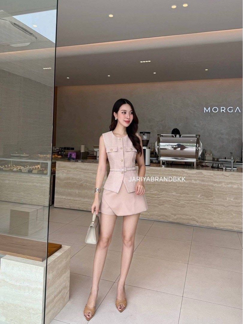 BKK Jariya Tweed Skirt Set (Category: Sets or Coordinates) located in Paranaque City. Submitted by 1stofmay.ph (Listing ID 1401044839, Image 2). Description: Thailand Premium Items 🇹🇭 Tweed Skirt Set Brand: Jariya Brand New Color: Beige Size: Large PH On Hand 🇵🇭 Ready to Ship 🛵🚚 First to pay Basis (No Reservations) All sales are final (NO Return, NO Refund Policy) Cash on Delivery (COD) is not available. All orders must be paid in full at t