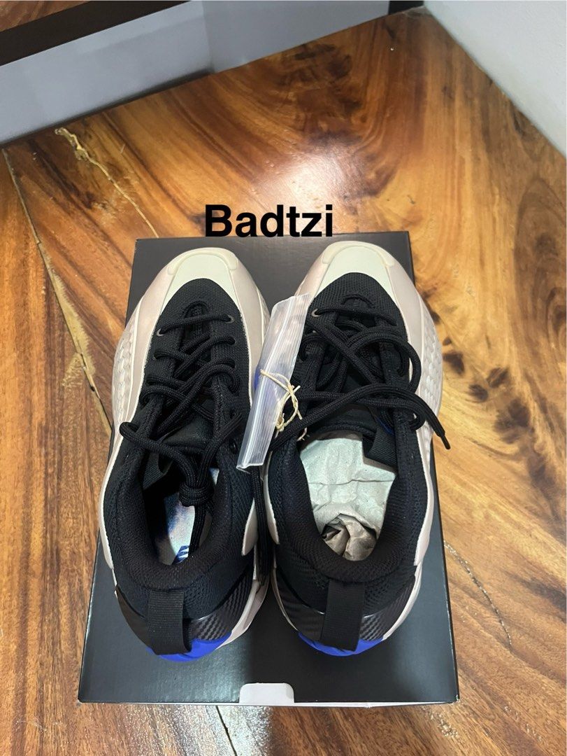 Brand New AUTHENTIC ADIDAS Anthony Edwards Low (Category: Babies & Kids Fashion) located in Cainta. Submitted by michaelalin (Listing ID 1401006929, Image 3). Description: Brand New Unisex Size US 4 1/2 UK 4 Cainta area Via Lalamove (shoulder by buyer) Kindly chat for inquiries 09054953504 Kindly chat for inquiries .