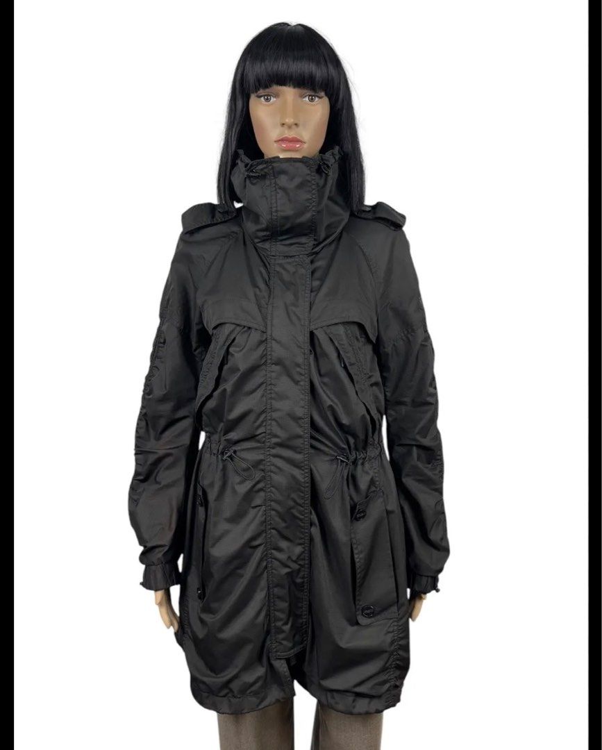 Burberry Black Established-Nylon- Parka Fishtail Jacket (Category: Coats, Jackets and Outerwear) located in Taguig. Submitted by shhhhselection (Listing ID 1401035995, Image 1). Description: WTS “Burberry Black Established -Nylon- Parka Fishtail Jacket” Authentic Medium Chest - 20” Waist - 17” (Adjustable) Length - 32” Excellent Condition No Issue 2498 pesos only! 📍Taguig City.