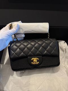 (Category: ) located in . Submitted by chicluxury (Listing ID 1401022781, Image 1). Description: .