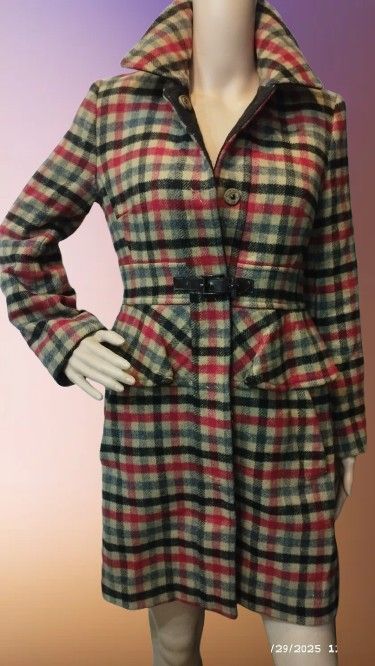 Coats for Winter (Category: Coats, Jackets and Outerwear) located in Marikina City. Submitted by izzy_00 (Listing ID 1401008207, Image 2). Description: plaid / wool type of fabric m-L with pockets on both sides with front belt payment Tru my Maya account.