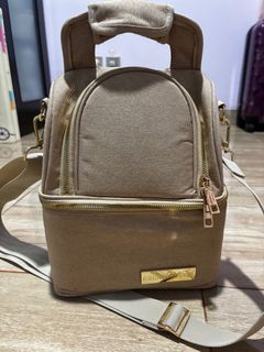 (Kategori: ) berada di . Dikirim oleh halovuuee (ID iklan 1401055715, Gambar 1). Deskripsi: .