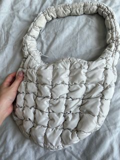 (Category: ) located in . Submitted by cherryboms (Listing ID 1401136631, Image 1). Description: .