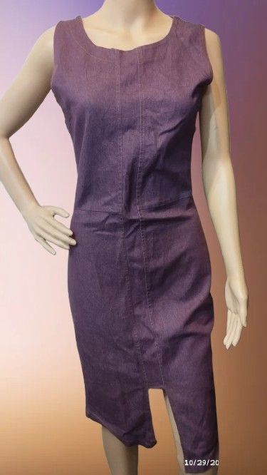 Purple Denim Dress 💜 (Category: Dresses) located in Marikina City. Submitted by izzy_00 (Listing ID 1401083957, Image 2). Description: purple in color soft denim best fit S-M front slit payment sent Tru my Maya account..