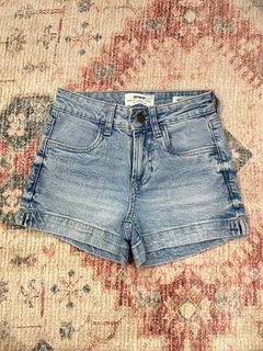 (Category: ) located in . Submitted by sofiagab (Listing ID 1401091930, Image 1). Description: .
