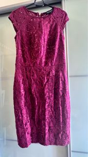 (Category: ) located in . Submitted by ellewardrobe (Listing ID 1401131282, Image 1). Description: .