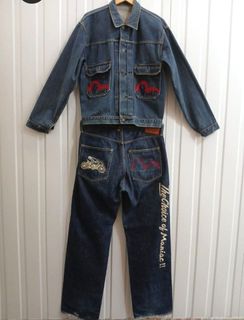 (Category: ) located in . Submitted by a_treasures (Listing ID 1401027152, Image 1). Description: .