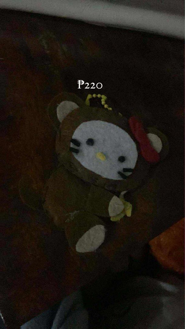 Felt Keychains (Handmade) / Commissions! (Category: Handmade Craft) located in Manila. Submitted by memoryspaceofsy (Listing ID 1401153243, Image 3). Description: ★Handmade felt keychains featuring various designs. Available designs include Domo, Kitty, Adventure Time characters, and more. Some keychains are designed as photocard holders or picture holders. Prices vary depending on the design. Please inquire for specific designs and pricing. ★gca
