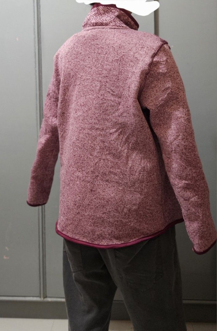 FLEECE JACKET|L ON TAG (Category: Longsleeves) located in San Carlos. Submitted by chsoki (Listing ID 1401088607, Image 2). Description: fleece jacket for winter layering! model height: 4'11".