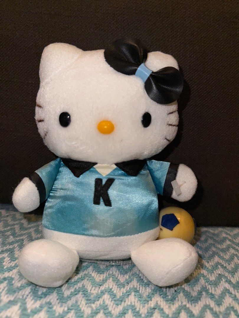 Free Shipping! Hello Kitty Soccer Plushies (Category: Plushies & Soft Toys) located in San Fernando. Submitted by operationclosetcleanup (Listing ID 1401107450, Image 2). Description: .