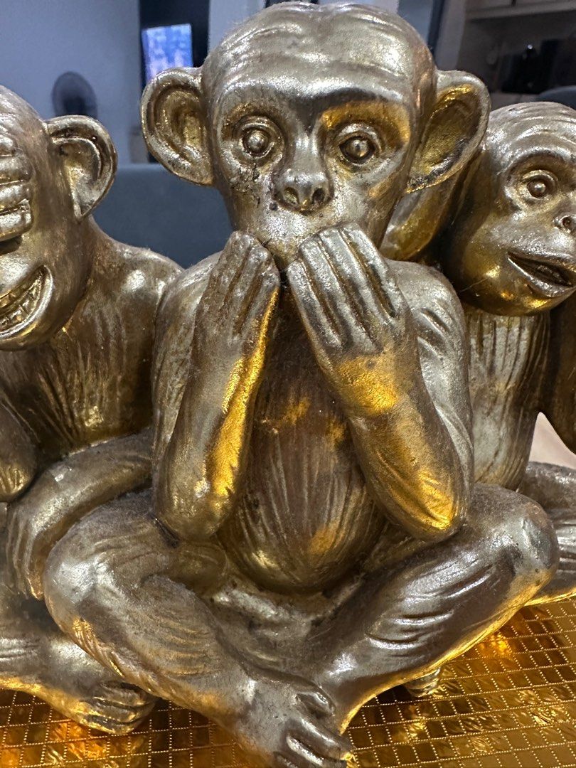 Golden See Hear Speak No Evil Monkeys (Category: Other Home Decor) located in Manila. Submitted by shieonlineph (Listing ID 1401013378, Image 3). Description: Made of Resin Nice additional decor to your home.